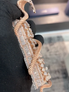 Colgante de Diamantes en Oro Rosa con Diseño de Serpiente, Estilo Hiphop, Joyería para Hombre, Diamantes Naturales de Corte Brillante Redondo, Uso Diario - Product Image 5