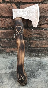Hacha Vikinga Tomahawk de BA Enterprises |   Cuchillo de Acero con Alto Contenido de Carbono Forjado a Mano de 16 Pulgadas con Funda de Cuero y Madera de Palisandro |   Grado Industrial DIY - Product Image 2