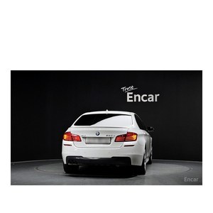 BMW Serie 5 530d XDrive M 2016 con Características Aerodinámicas, Volante a la Izquierda, Caja de Cambios Automática, Norma de Emisiones Euro V, 88,683 km - Product Image 4