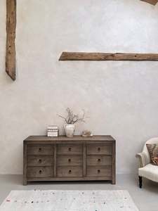 Commode à neuf tiroirs en bois d'orme massif, fabriquée à la main, écologique, style rustique, vintage, pour salon de ferme - Product Image 1