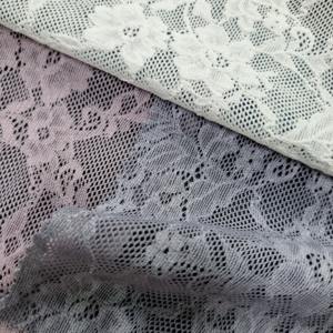 Tela de Encaje Floral Delicado con Diseño de Enredaderas, 147 cm de Ancho, Ligera, Elástica, Suave, Texturizada, con Spandex/Nylon en el Reverso, para Vestidos de Novia y Blusas - Product Image 2