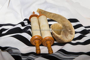 Majestuoso cuerno de carnero Kosher Shofar tallado diseño de Ángel religioso calidad Premium medio pulido arte israelí coleccionable - Product Image 2