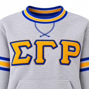 Sudadera de cuello redondo con letras Sigma Gamma Rho en chenilla gris, con bolsillo canguro, ribete acanalado azul real y dorado, ropa griega - Product Image 5