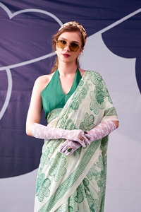 Sari en soie satinée ethnique traditionnel indien à imprimé floral pour un usage quotidien, vêtements décontractés, tenue élégante et tendance pour femmes, toutes saisons - Product Image 5