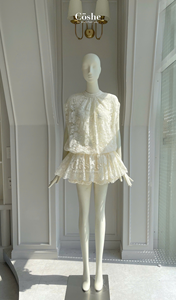 Coshe Soyoung Ensemble Mini Robe en Dentelle avec Détail Floral et Volant Élégante et Féminine Tenue Quotidienne Décontractée pour Femme - Product Image 6