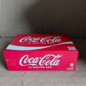 Refresco <span class=keywords><strong>Coca</strong></span>-<span class=keywords><strong>Cola</strong></span> Original en Lata de 235ml/ Bebidas Carbonatadas Vietnamitas <span class=keywords><strong>al</strong></span> <span class=keywords><strong>por</strong></span> <span class=keywords><strong>Mayor</strong></span> a Precio Económico - Product Image 5