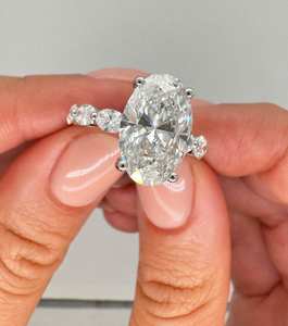 Anillo Solitario de Moissanita con Corte Ovalado de Moda para Mujer, Plata Fina 925 Original, Regalo de Cumpleaños para Parejas - Product Image 1