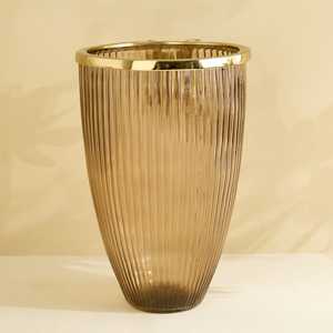 Florero de Vidrio Acanalado Dorado de Lujo, Centro de Mesa Decorativo Minimalista Hecho a Mano, Resistente al Óxido, para el Hogar - Product Image 3