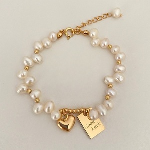 Pulsera de Corazón Cuadrado de la Suerte Encantadora, Joyería de Moda con Cuentas para la Muñeca, Accesorio Romántico para Regalo para Mujeres y Niñas, Uso Diario y Fiestas - Product Image 2