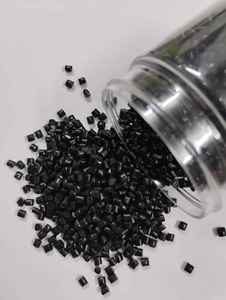 Masterbatch noir de haute qualité pour le film plastique PP PE HDPE LDPE LLDPE, le soufflage, le moulage par injection, l'extrusion - Product Image 1