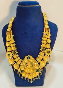 Collar largo con moneda de Lakshmi, joyería tradicional india de templo, chapado en oro de 22k, para novias, disponible en ORO/PLATA/BRONCE. - Product Image 2