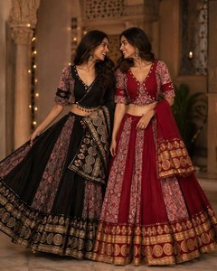 Lehenga Choli de Algodón Camric Puro con Bordado Aari de Espejo, Falda con Borde Ajrakh, Dupatta Jari, Ropa para el Festival Navratri - Product Image 3