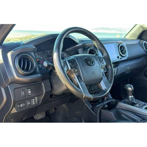 Toyota Tacoma TRD Off-Road Doble Cabina 4x4 2020 - Product Image 3
