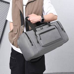 Bolsa de Lona Impermeable, Mochila de Viaje de Poliéster, Bolsa de Equipaje con Correa para el Hombro, Bolsa Deportiva Clásica Personalizada sin Costuras - Product Image 4
