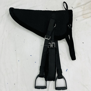 Ensemble de tapis de selle en coton pour cheval au design unique, étriers en nylon, sangle de ventre, sangles en plastique, doublure en fourrure de vison douce, rembourrage en polyester, personnalisable - Product Image 5