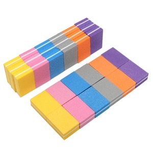 Lime à ongles double face OME en éponge, grain 180, motif droit, réutilisable pour le soin des ongles, ensemble rose, bleu, violet, jaune, orange, gris - Product Image 6