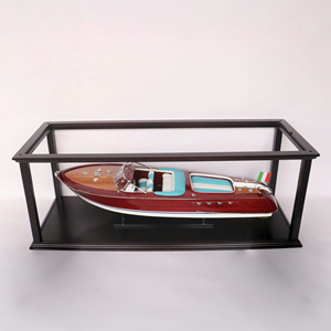 Vitrina para Riva Aquarama de 90 cm con marco de madera y plexiglás, protección duradera para el modelo durante la exhibición. - Product Image 1