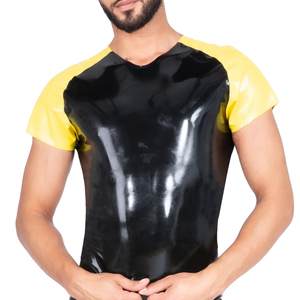 Camiseta de Hombre Negra Brillante con Mangas Raglán, Ribete Amarillo en Contraste, Cuello Redondo, Tejido de Punto, Corte Casual - Product Image 6
