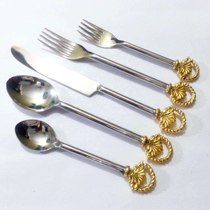 Ensemble de couverts de luxe en acier inoxydable et résine avec cuillères, manche en résine, compatible lave-vaisselle, pour fêtes, finition acier miroir - Product Image 1