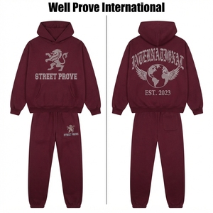 Chándal negro para hombre de poliéster de peso medio con logo de apliques de diamantes de imitación personalizados, sudadera con capucha de cremallera completa y pantalón jogger, impermeable y ecológico. - Product Image 4