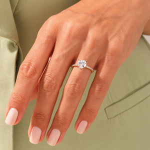 Anillo de Diamante Cultivado en Laboratorio con Forma de Corazón, Delicado Anillo de Compromiso con Pavé, Anillo de Oro Blanco Sólido para Propuesta de Matrimonio para Mujer - Product Image 4