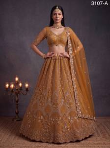 Lehenga Choli de mariage haut de gamme pour femme avec broderie perlée intégrale, broderie de sequins, motifs en fils et travail de motifs, Dupattas de créateur - Product Image 5