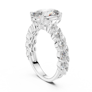Bague de fiançailles de luxe en or 14 carats et argent sterling avec moissanite ovale et grappe de pierres marquise sur les côtés |   Bague de mariée de créateur pour femmes - Product Image 3