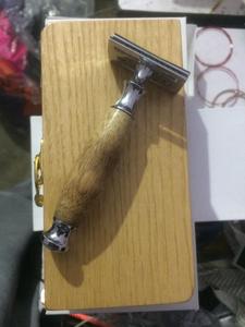 Navaja de Seguridad Clásica para Depilación con Logotipo Personalizado, para Barbería, Salón de Belleza, Afeitado y Estilismo de Barba, de Doble Filo, de Madera - Product Image 6