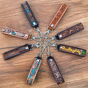 Llaveros de cuero tallados a mano, llaveros de cuero con estampado Floral en relieve, accesorios de cuero tallados a mano, llaveros bonitos - Product Image 5