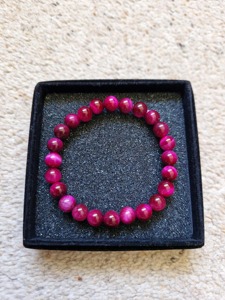 Bracelet classique rose perlé élastique unisexe, bijou tendance, pièce maîtresse de mode - Product Image 3