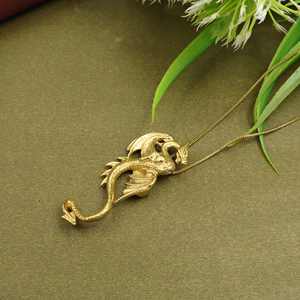 จี้มังกรทองคำแฟนตาซี เครื่องประดับเสน่ห์แห่งตำนาน สร้อยคอสไตล์โกธิค ของขวัญสำหรับทุกเพศ - Product Image 4