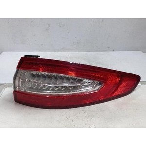 Luz Trasera Derecha Usada Fusion DS7313404AK - Product Image 2