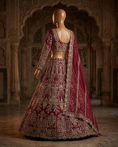 Divyam Creation F-1035 Lehenga Choli en Spandex Brodé Doré, Robe de Mariage Indienne Traditionnelle Longue pour Femme, Coupe Classique - Product Image 1