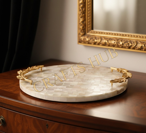 CRAFTS HUB Bandeja de Servir Redonda de Nácar Natural Hecha a Mano, Apta para Lavavajillas, Ecológica, de Grado Alimenticio, Pulida, con Diseño Clásico - Product Image 4