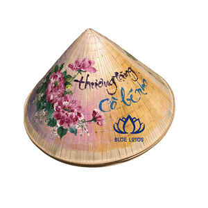 Chapeau vietnamien en gourde sculpté à la main, écologique, très demandé |   Décoration murale et souvenir en matériaux naturels - Product Image 1