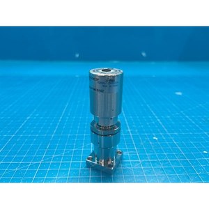 Commutateur KVM industriel VETRA VIP-8822LAM5A d'occasion – Pièces d'équipement semi-conducteur de génération précédente - Product Image 2