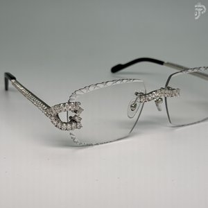 Lunettes de soleil unisexes avec monture géométrique ovale sertie de diamants, verres transparents, fabrication artisanale. - Product Image 4