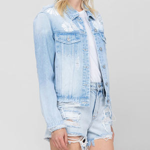 Conjuntos de Shorts de Mezclilla para Mujer con Logotipo Personalizado Hechos en Fábrica, Nueva Llegada, Precio Económico, Conjuntos Dobles de Mezclilla con Logotipo Personalizado para Damas - Product Image 4