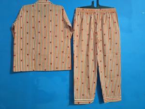 Ensemble de pyjama pour femmes, ensemble de pyjama en coton orange, imprimé cœur mignon, chemise à manches longues boutonnée avec pantalon long pour la Saint-Valentin - Product Image 5