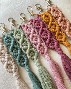 JNC Macramé Boho fait à la main personnalisable couleur macramé coton porte-clés - Product Image 4