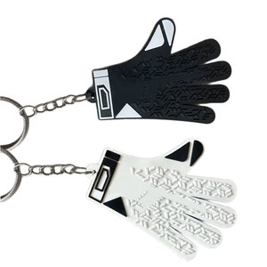 Porte-clés Gants de Gardien de But en PVC Caoutchouc de Qualité Supérieure – Vente Chaude en Gros - Product Image 5