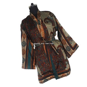 KS011 Hermosa Chaqueta Floral de Seda Vintage, Estilo Bohemio, Corta, Hecha a Mano, con Cierre de Cinturón, Kimono Corto de Sari Vintage - Product Image 5