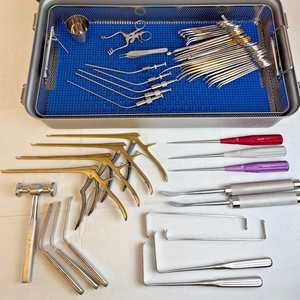 ชุดเครื่องมือผ่าตัดกระดูกสันหลัง 52 ชิ้น พร้อมกล่องฆ่าเชื้อสำหรับการผ่าตัดกระดูกสันหลัง - Product Image 1