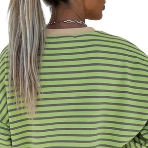Sudaderas para mujer hechas con material 100% algodón, tela totalmente transpirable y de secado rápido. - Product Image 5
