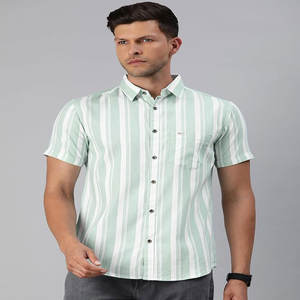 2025 verano Casual hombres de gran tamaño estampado Floral media manga poliéster algodón camisas de talla grande Anti-Shrink OEM servicio - Product Image 3