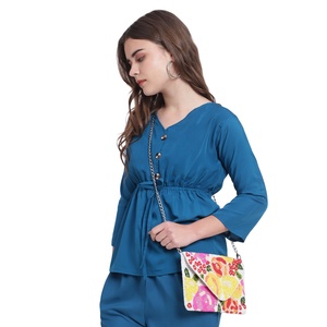 กระเป๋าคลัทช์ประดับลูกปัดสำหรับงานแต่งงานของผู้หญิงหรูหราดีไซน์เนอร์มาใหม่กระเป๋าคลัทช์พร้อมที่จับไม้ไผ่สำหรับโอกาสพิเศษ - Product Image 5