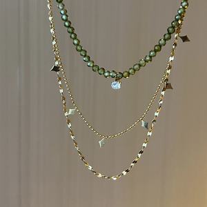 Collier en perles fait main, chaîne de clavicule, collier en pierre de cristal naturelle haut de gamme, zircon vert dégradé, design simple à plusieurs niveaux, Wenchi Chine - Product Image 3