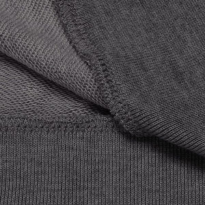 Chaqueta Varsity de Invierno para Hombre a Precio de Mayoreo, con Cuello Alto, Logotipo Frontal Personalizable, Diseño Impermeable y Transpirable, Servicio OEM - Product Image 6