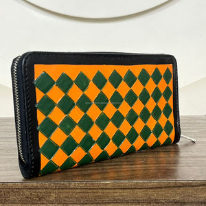 Hot Selling 2026 Hand Tooled Genuine Cowhide Leather <b>Wallet</b> Zipper Checkered Pattern <b>Ladies</b> Long Multi Card Holder High Quality - Product Image 4