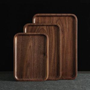 Assiette de service en bois éco-responsable fabriquée à la main en bois de manguier durable avec un design décoratif en résine époxy émeraude pour - Product Image 2